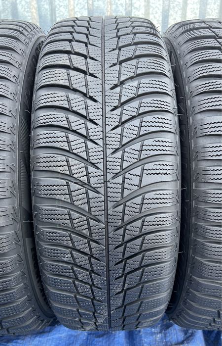 185/60 R15 Bridgestone Blizzak LM 001