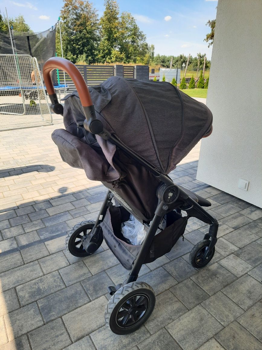 Na sprzedaż wózek spacerowy m-ki baby design "look". Stan bdb