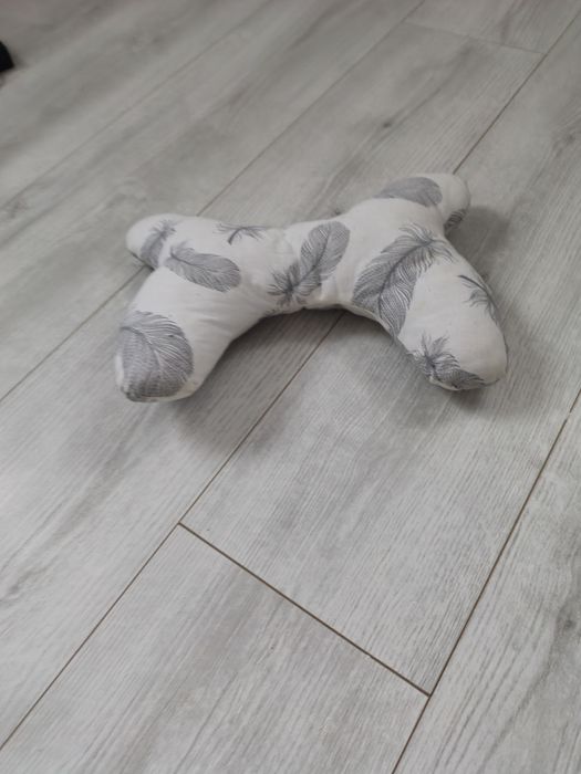 Poduszka do wózka motylek