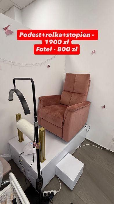 Podest do pedicure, sofa, umywalka