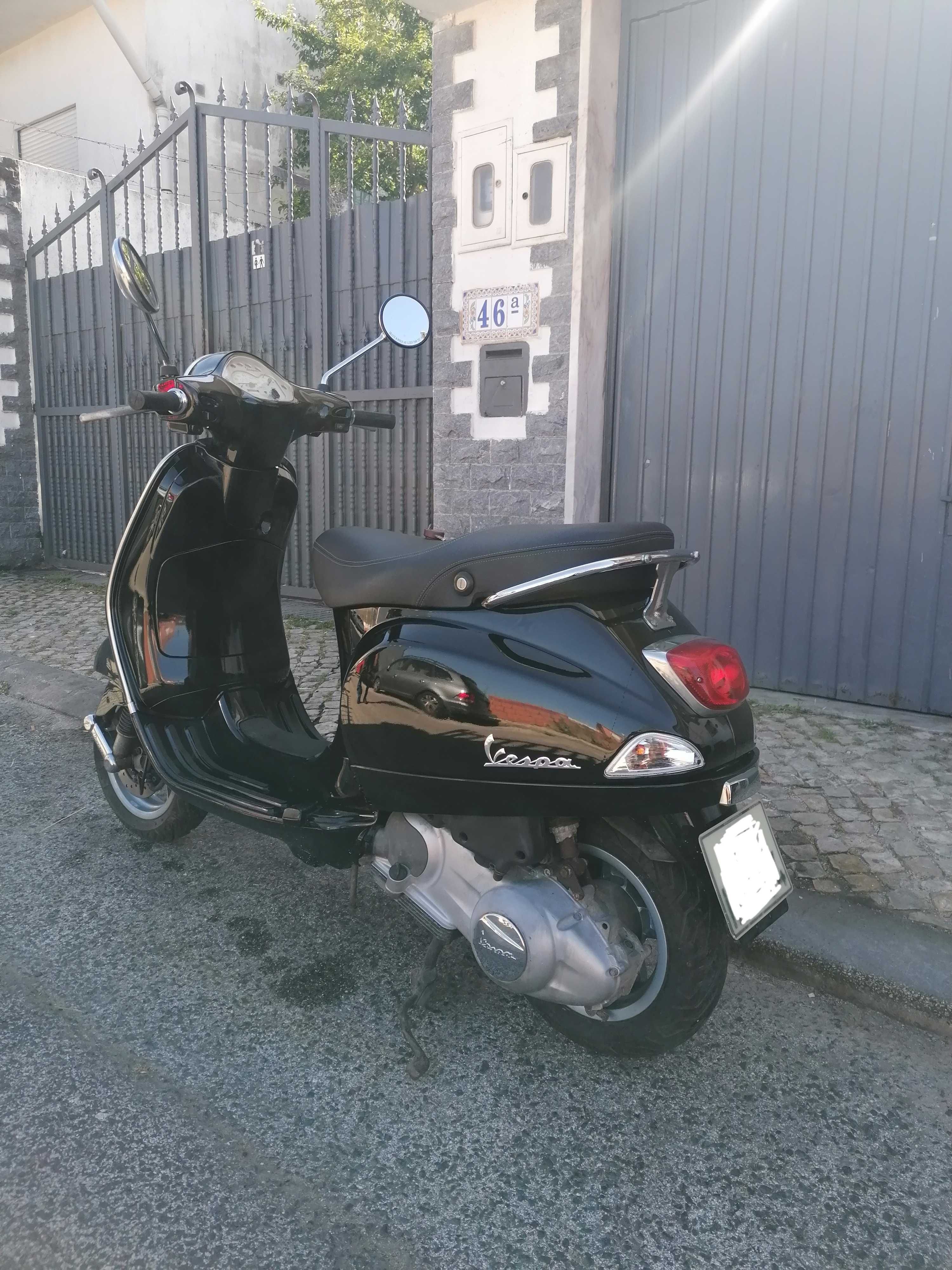 Vespa LX 125 i.e de 2010