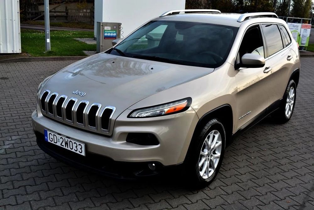 Jeep Cherokee Automat, Mały Przebieg, Stan bardzo dobry, Nawigacja