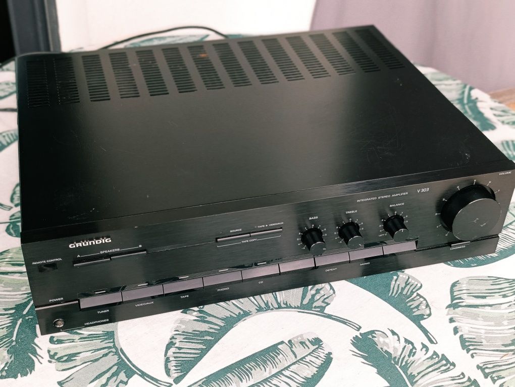 Wzmacniacz+ CD Grundig V 303 CD 301