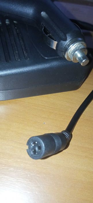 Універсальний автоматичний адаптер ноутбука