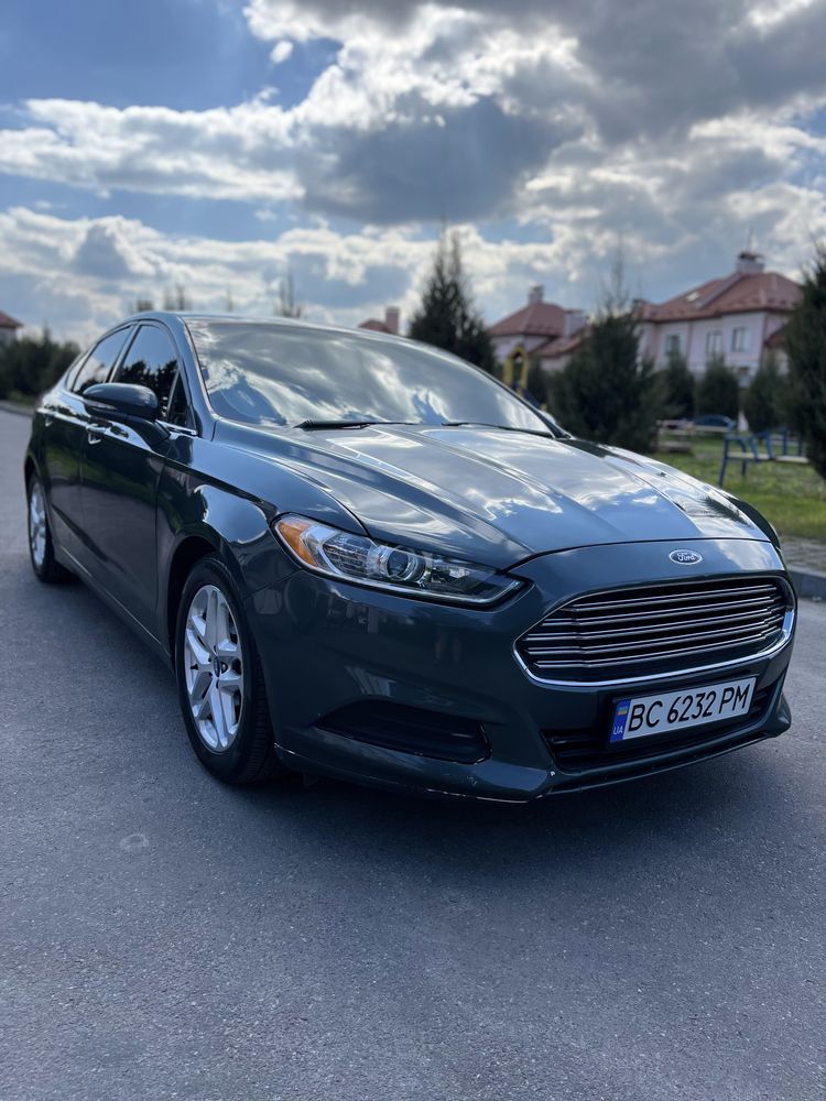 Ford Fusion USA 2.5 SE 2015