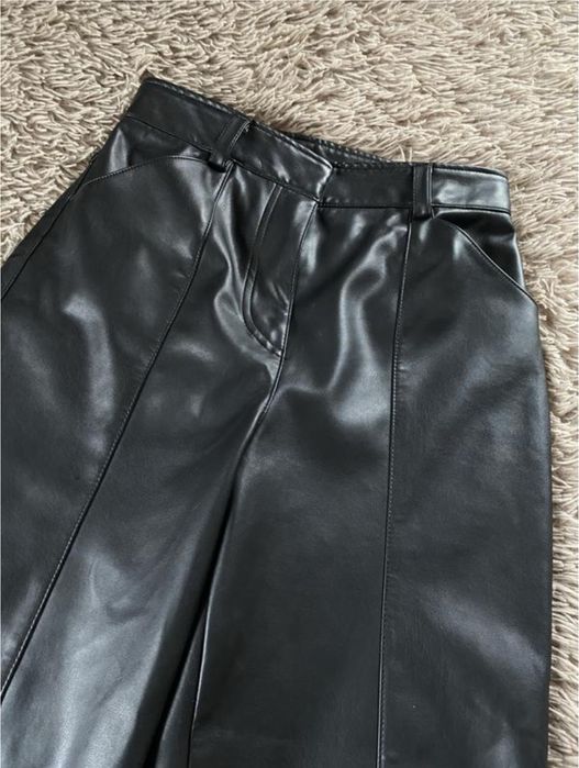 кожаные брюки H&M