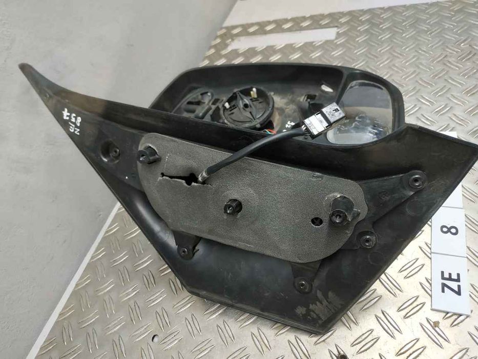Renault (RVI) Master 3 10- Дзеркало R 9pin ZE0857 963010146R
