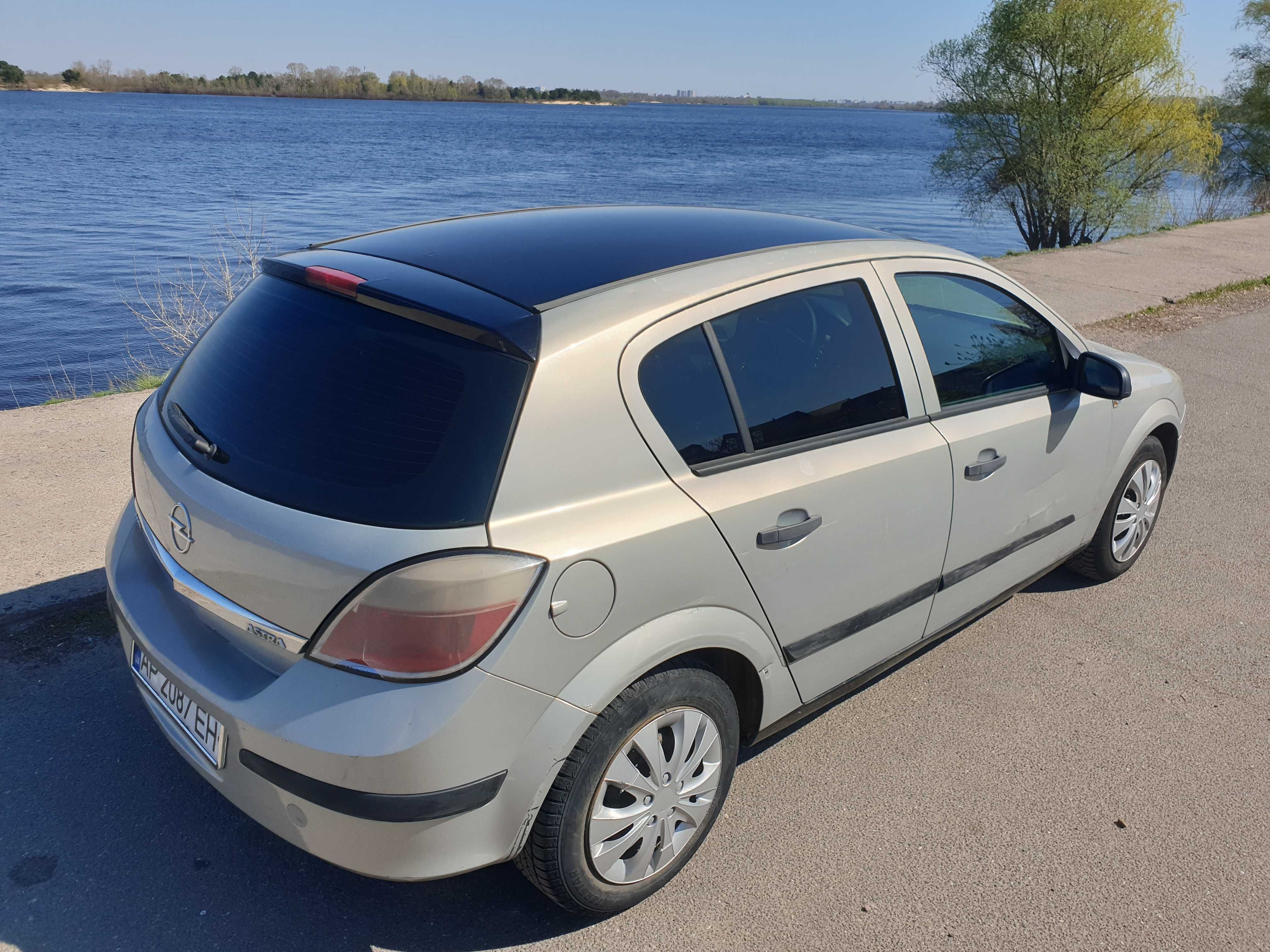 Opel Astra H 2006