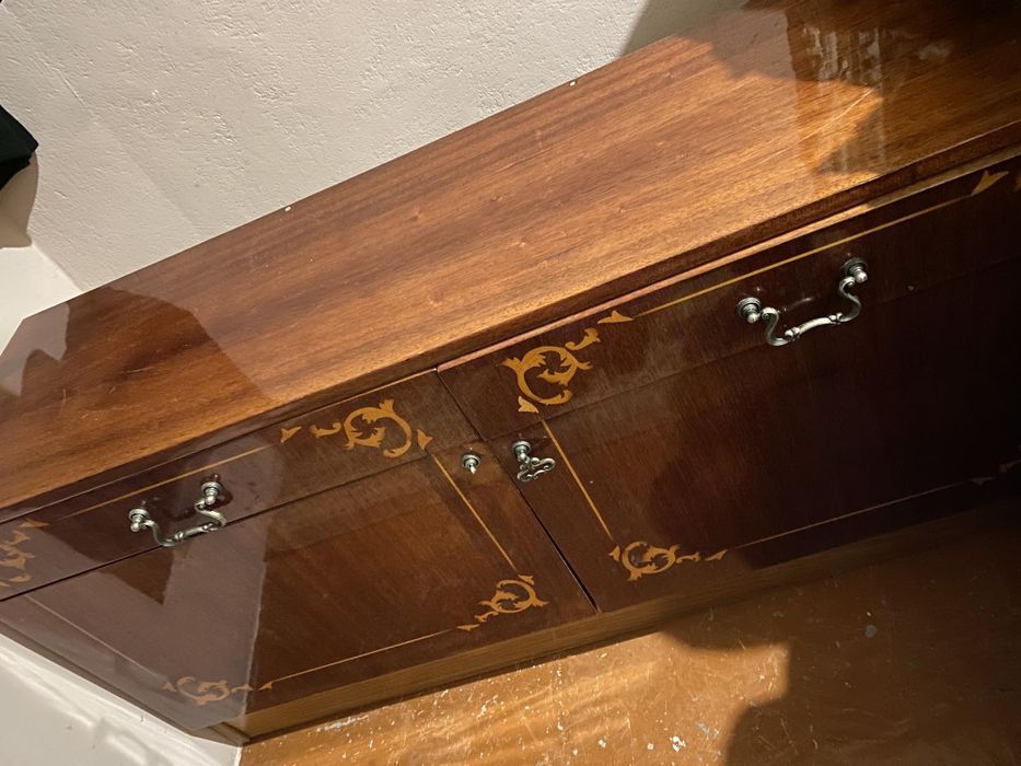 Тумбочка, комод,