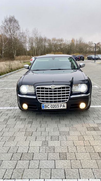 Продам Крайслер 300С