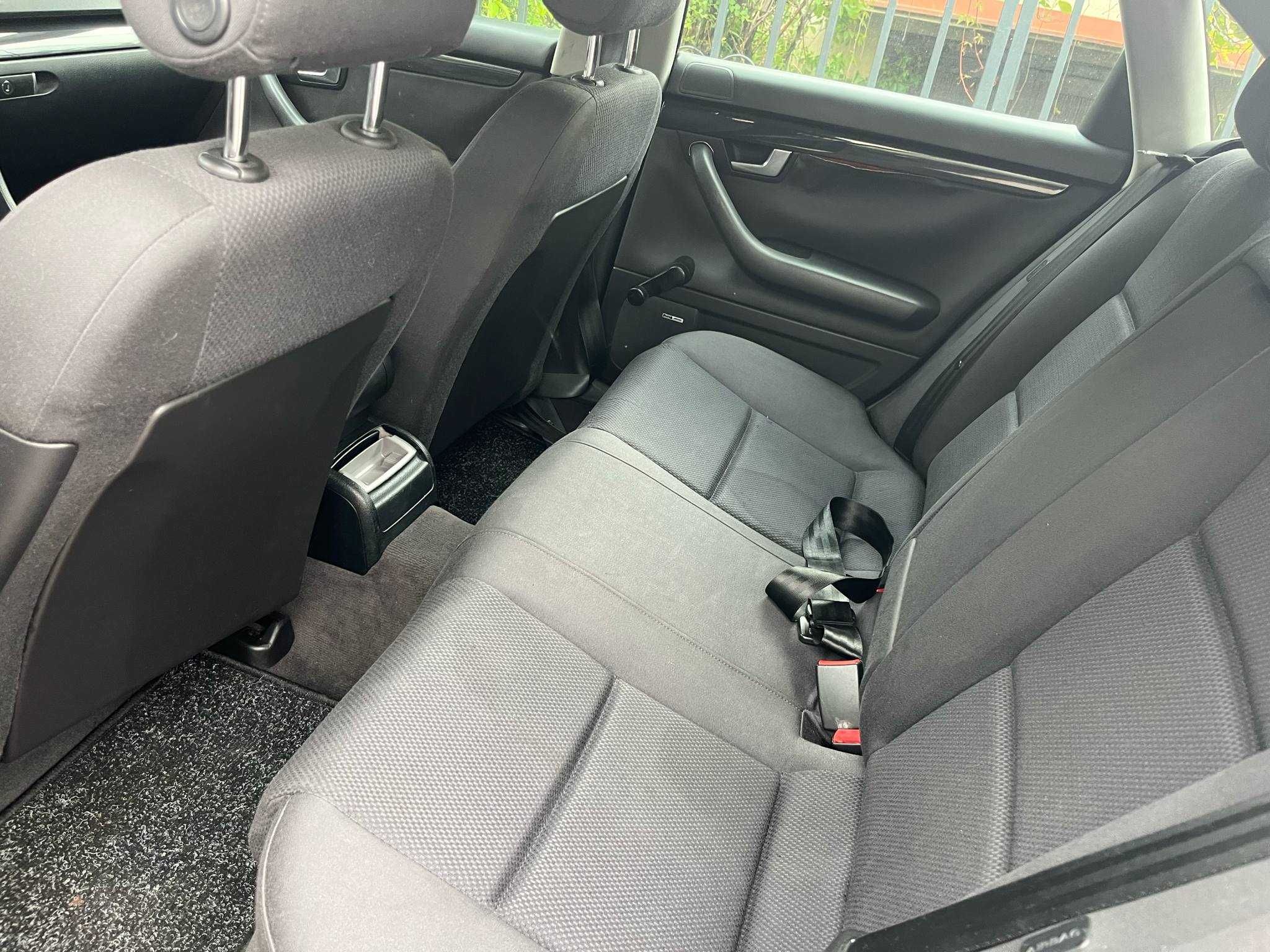 sprzedam Audi a4b6 w gazie