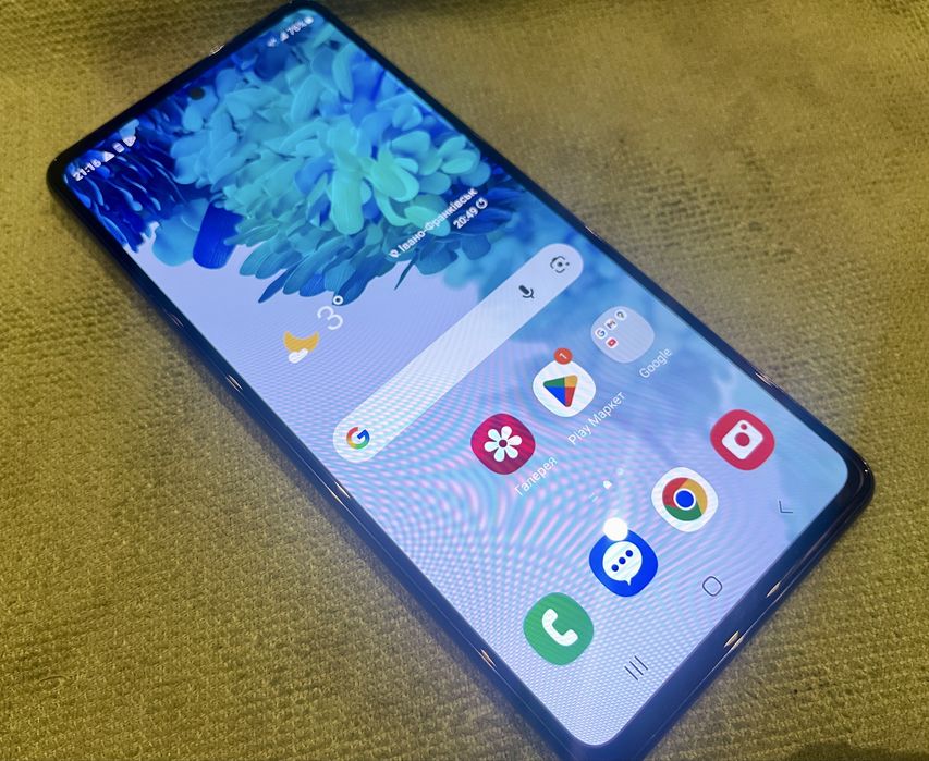 Телефон Samsung Galaxy S20 FE 5G (2020) 6.5 6Gb 128Gb 4100mAh Blue