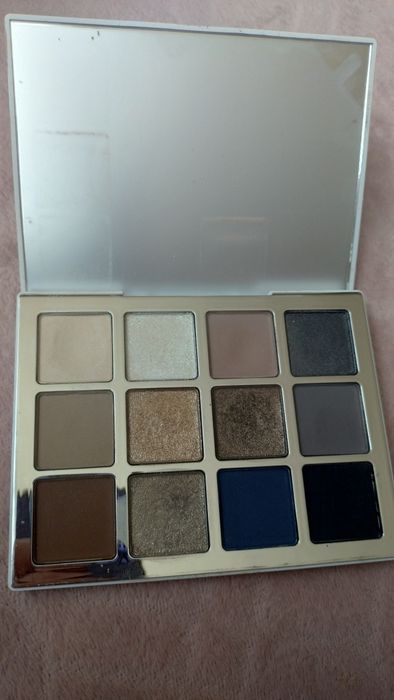 Paleta cieni By Mario