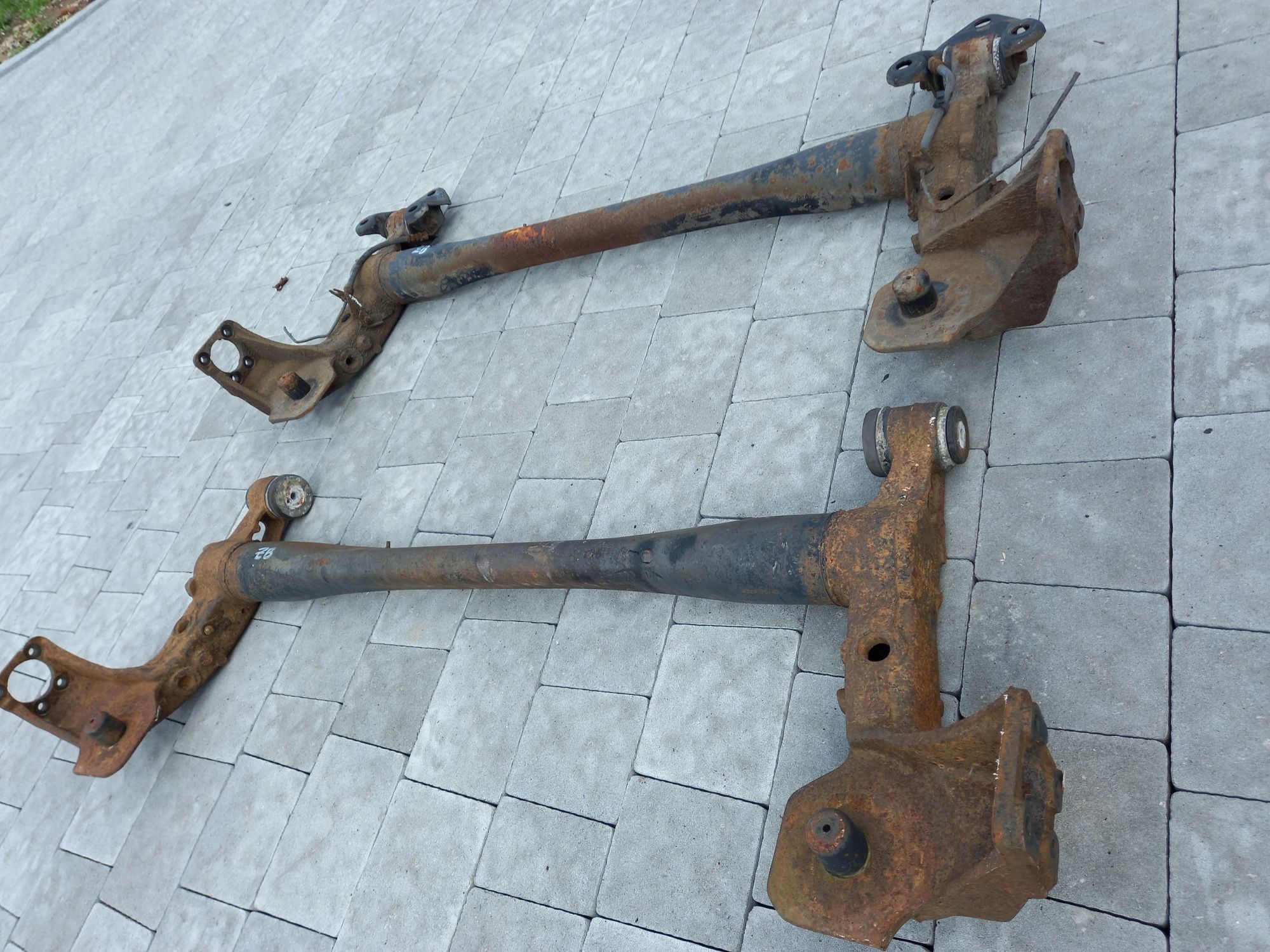 балка  задня Opel Zafira A B C Astra G H J