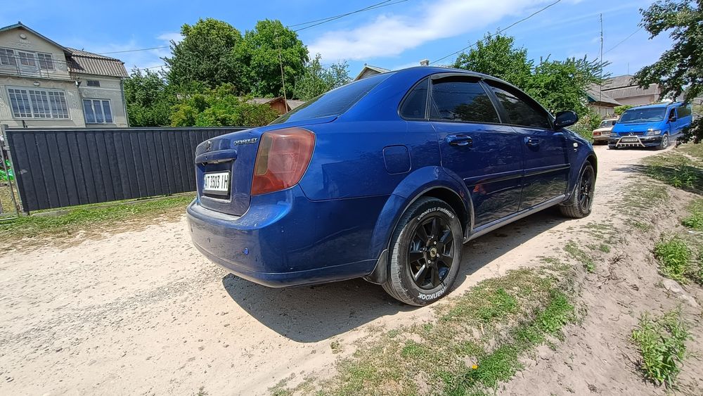 Продам Шевроле Лачетті