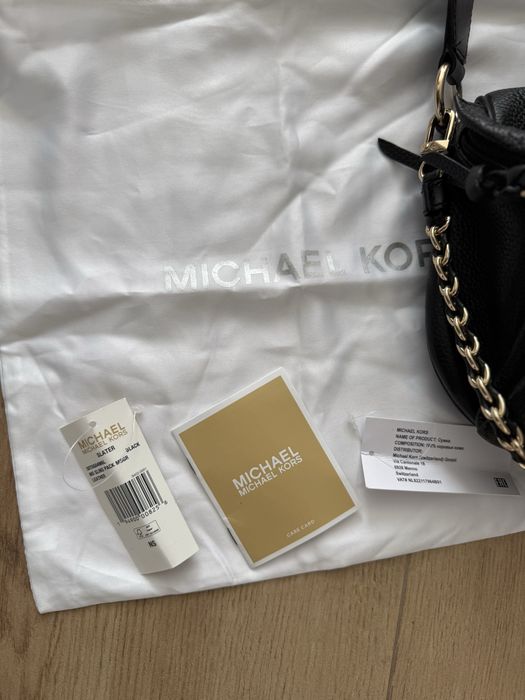 Чорна шкіряна кожаная сумка сумочка бананка Michael Kors