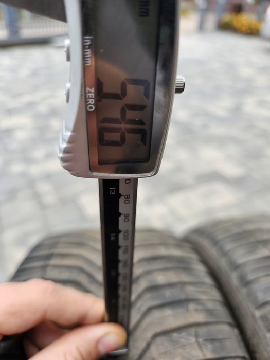 Opony wielosezonowe Michelin crossclimate 2  245/45R18