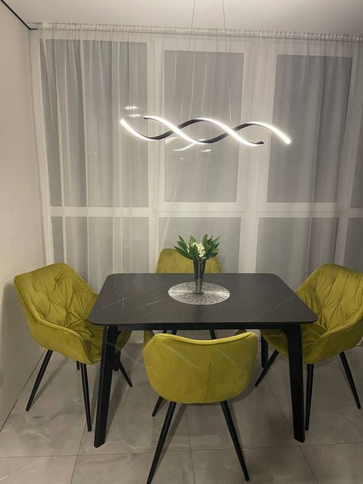 Продам кухонний стіл