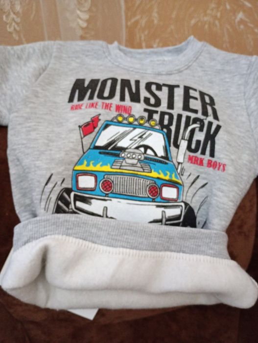 Спортивний костюм для хлопчика 98розмір