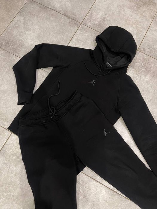 Костюм Jordan размер M