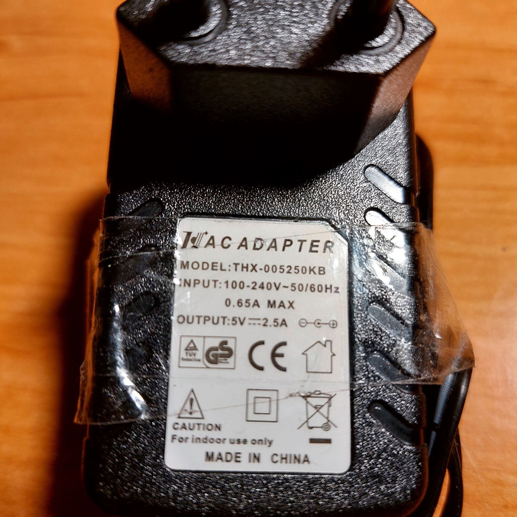 Ładowarka AC DC 5 V 2,5 a