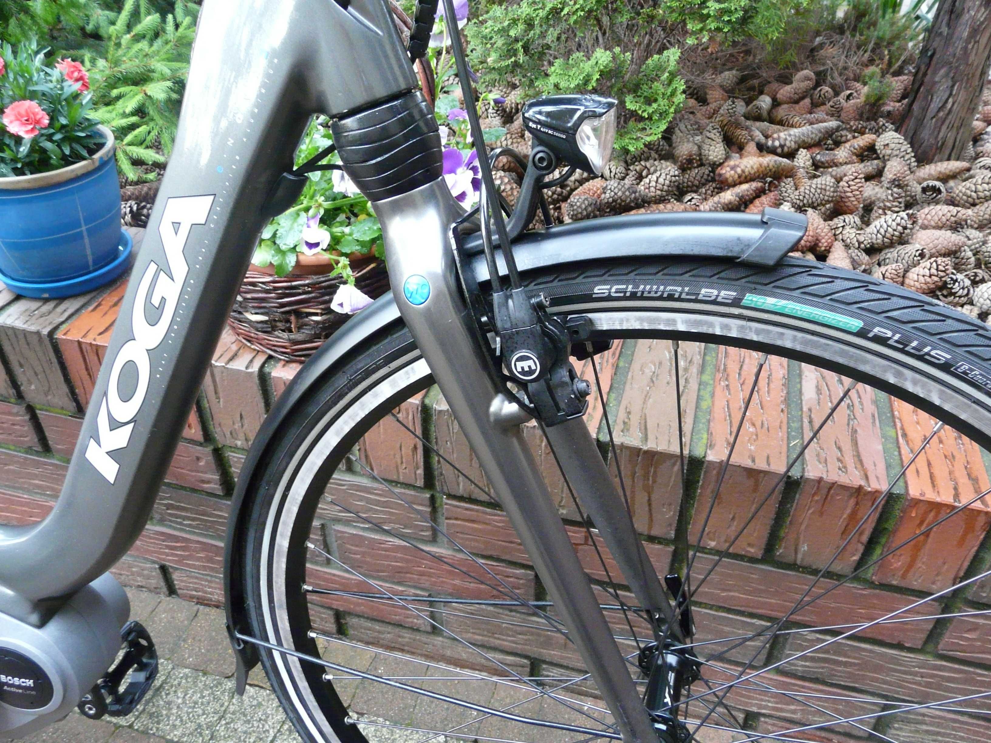 Rower  elektryczny KOGA e-NOVA 28"/50, 60, BOSCH central,Magura