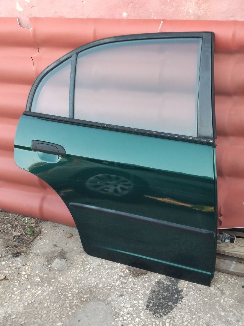 Porta Portas Nuas Honda Civic 4DR ES4 Ano 2003 Frente e Trás Cor Verde