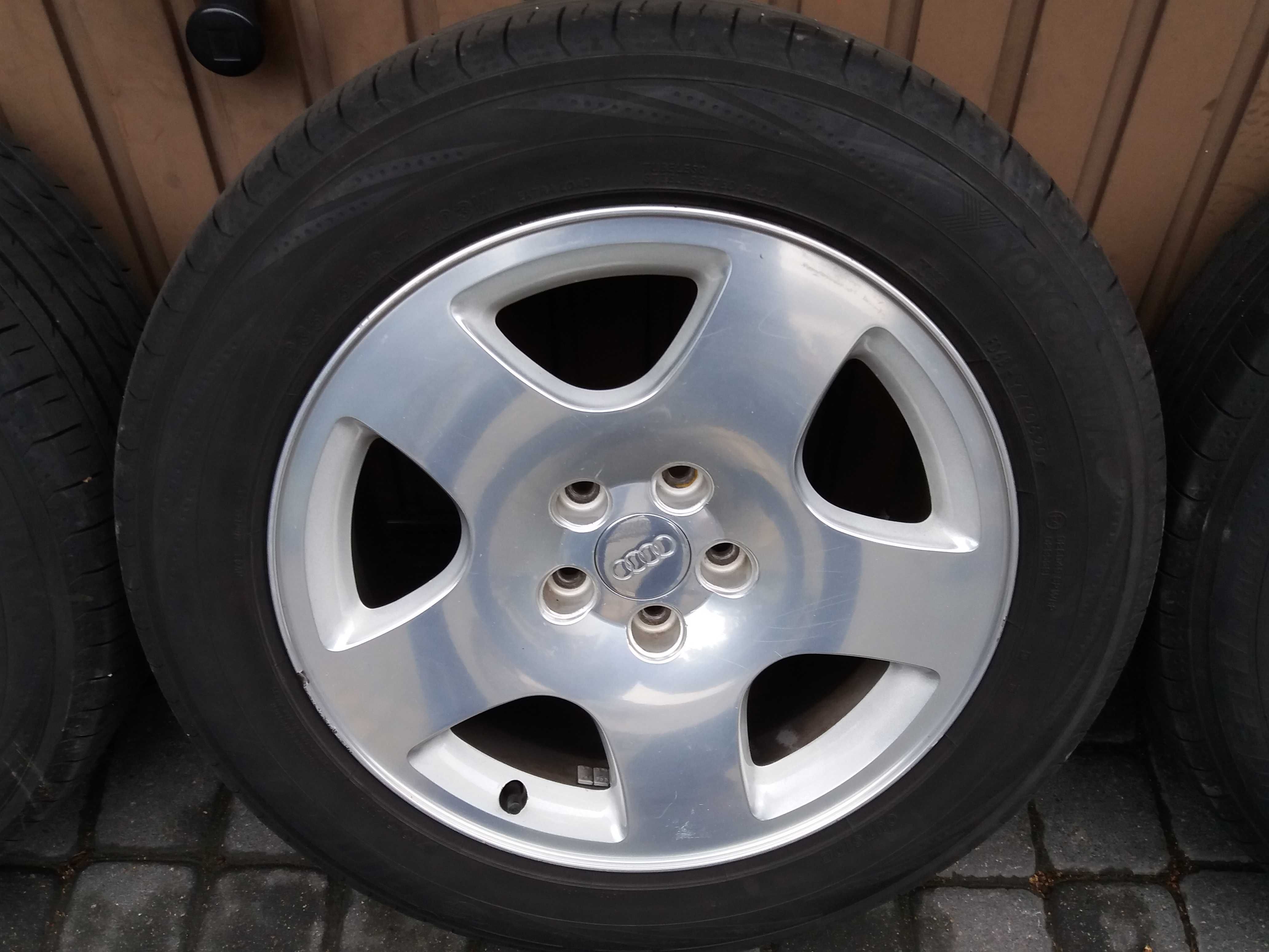 AUDI FELGI KOŁA 5x112 ET 48 8X17 235/55/17 DOT2020 Yokohama