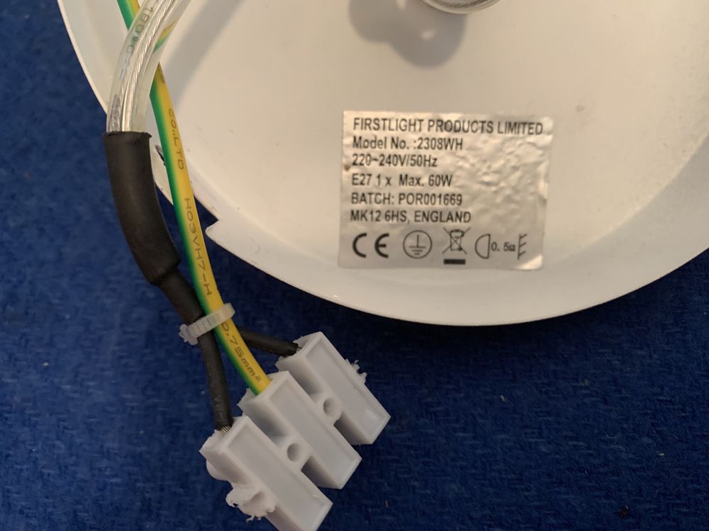 Lampa biała nowoczesna