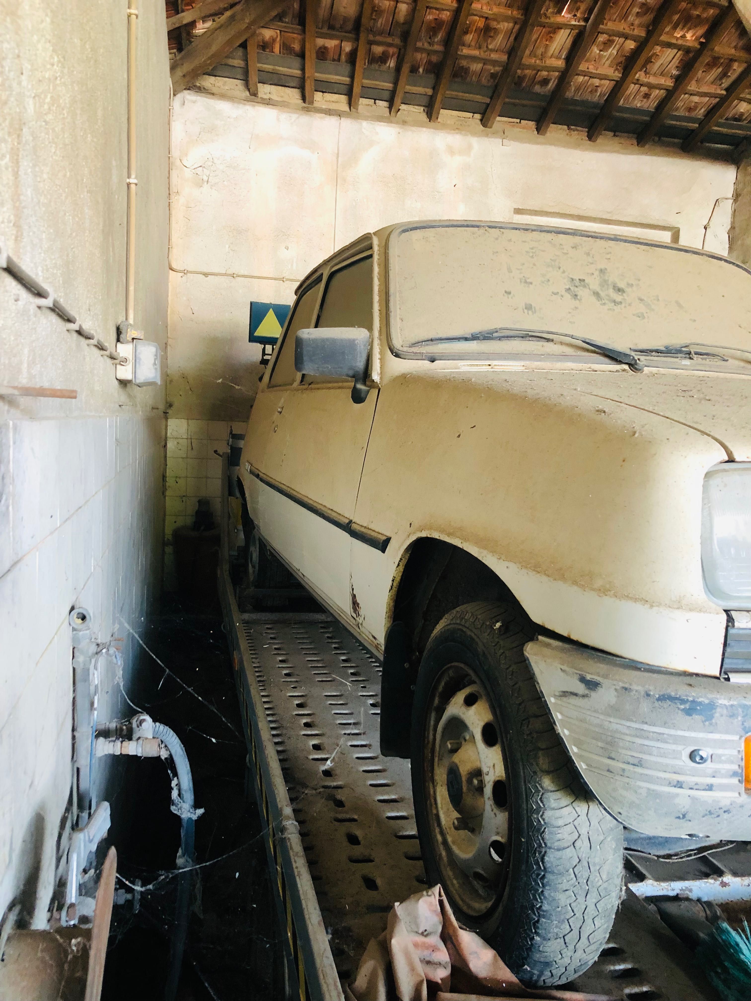 Renault 5 bom para quem quiser restaurar