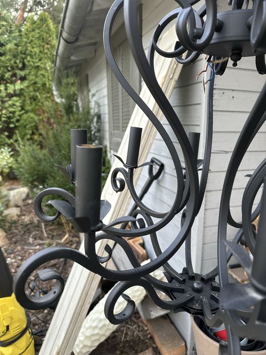 Lampa metalowa z krysztalami wiszaca