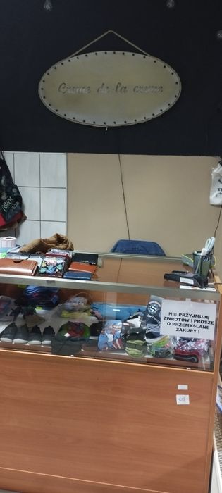 Wyposażenie sklepu odzieżowego