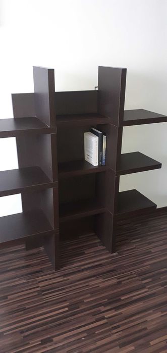 Półka ścienna regał