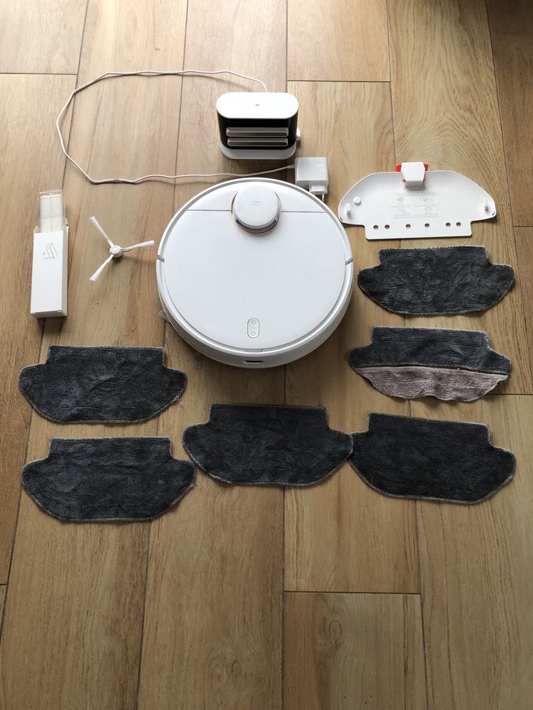 Powiekszony zestaw Xiaomi Mi Robot Vacuum Mop Pro