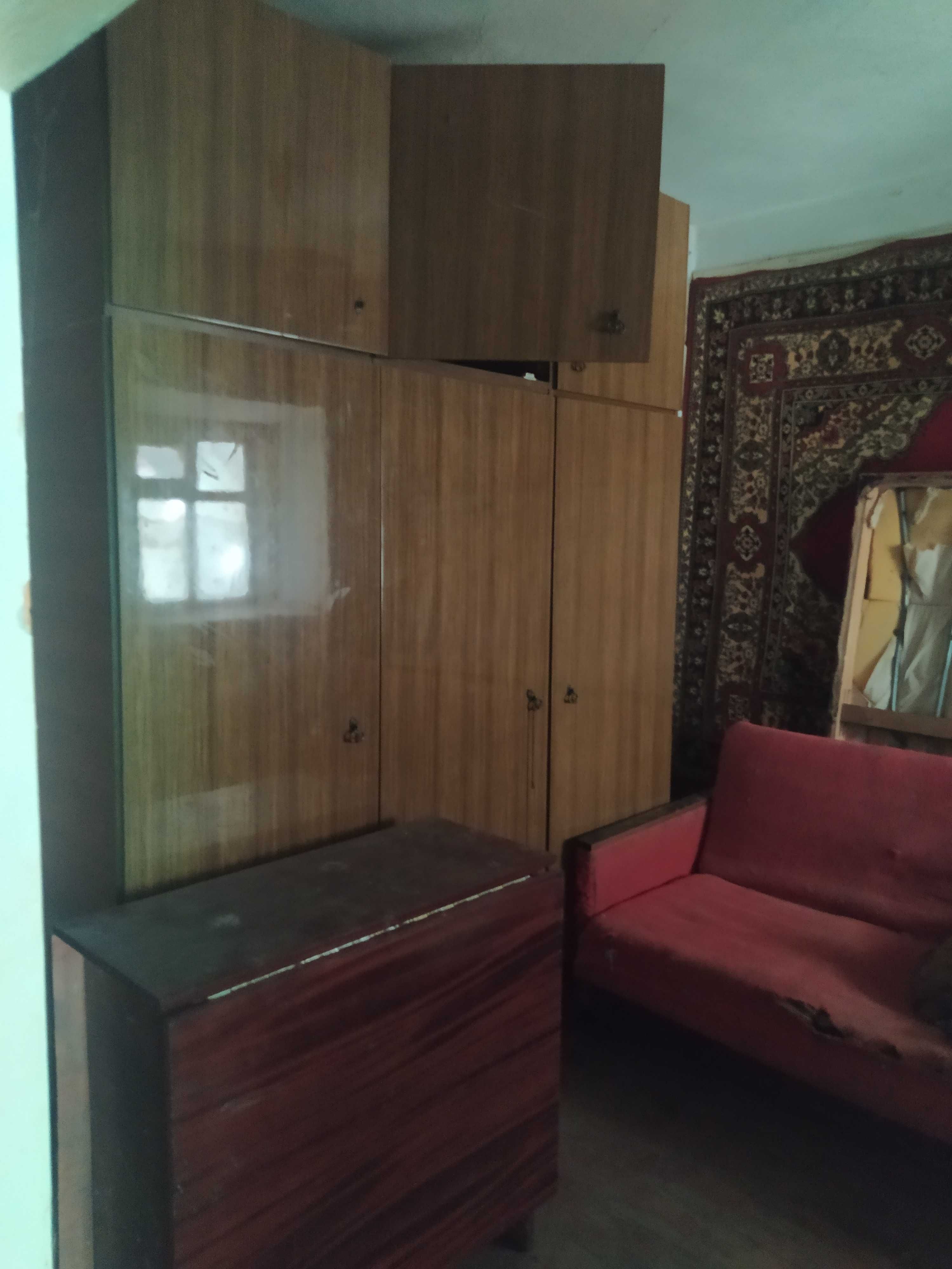 3 к. 1/2 цок этаж 33 кв ул.Скороходова-Левадовская, в/уд под капремонт