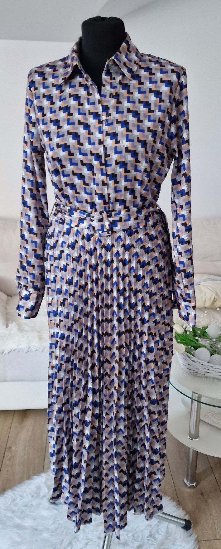 Sukienka,midi"Shein".