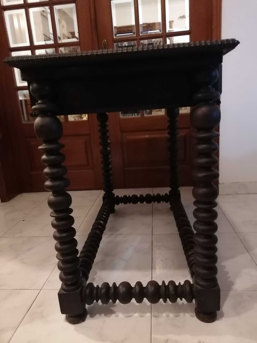mesa bufete antiga