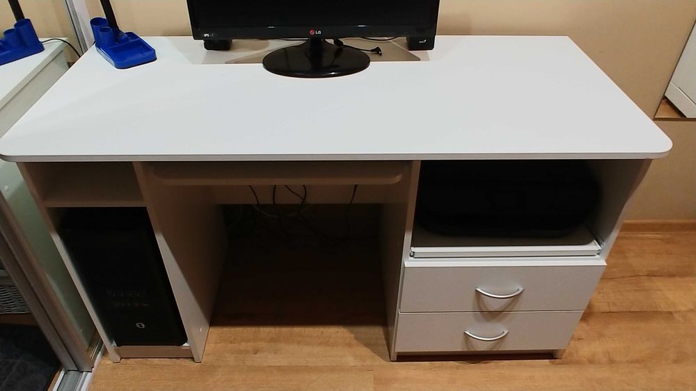 Biurko Max z Szufladą na drukarkę białe do pokoju lub biura