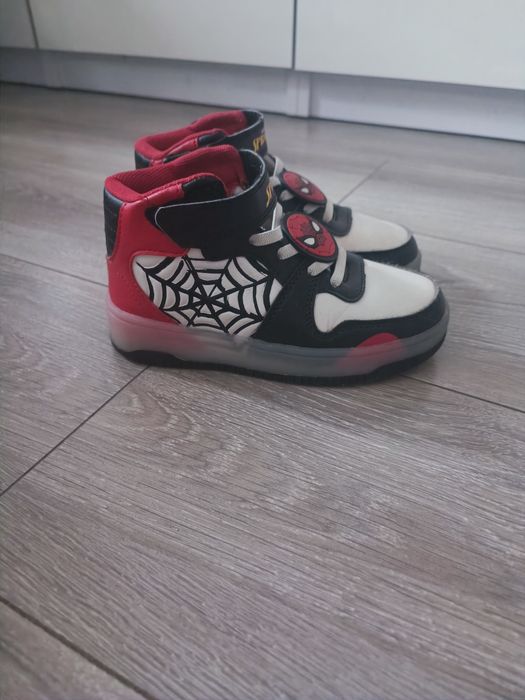 Buty chłopięce świecące Spiderman r 29