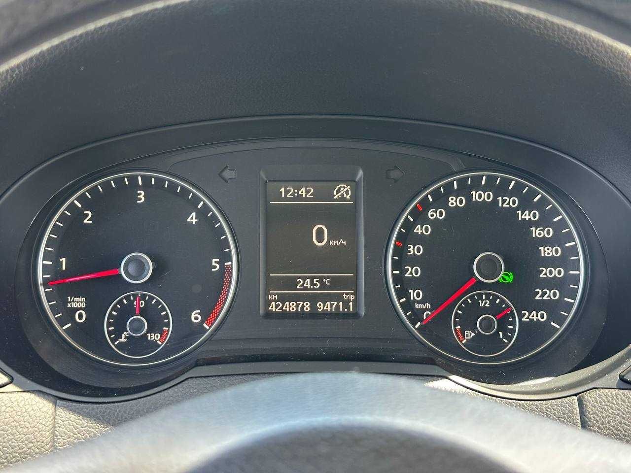 Avtoreal Volkswagen Sharan Дизель 2.0