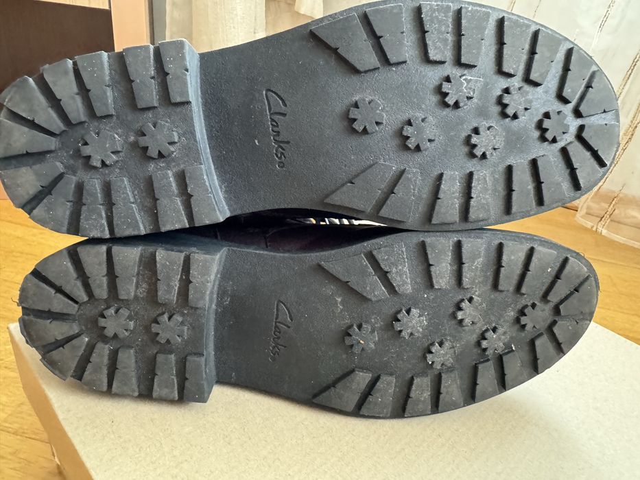 Жіночі шкіряні демі чобітки черевики clarks 40 розмір