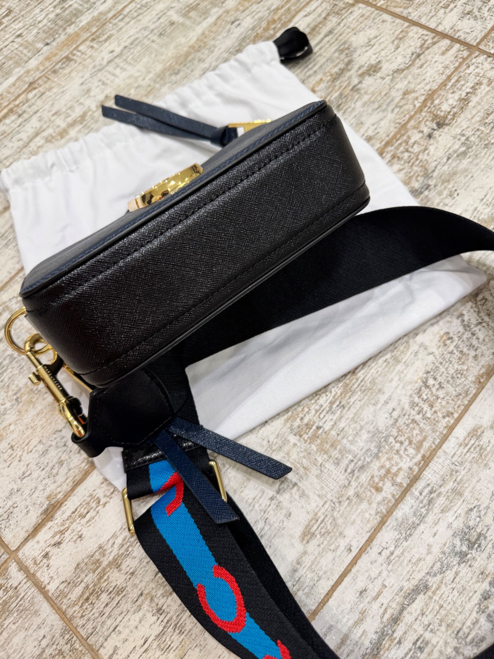 Сумочка-клатч MARC JACOBS в идеальном состоянии как новая оригинал