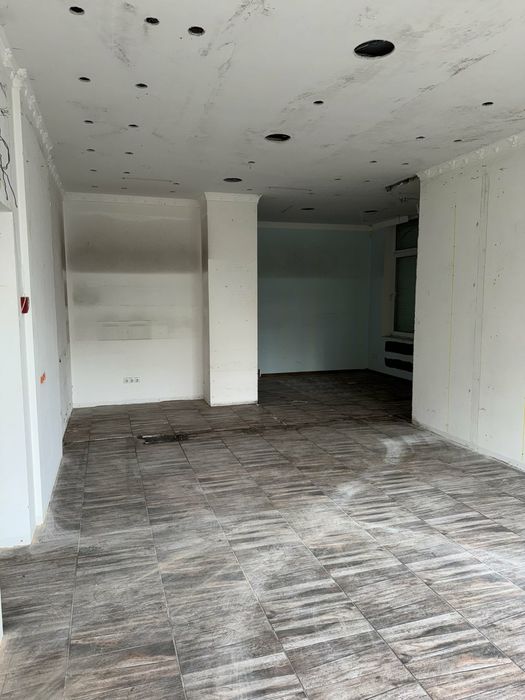 Оренда з грудня ~ приміщення 39 м² ~ Ахматова 32/18