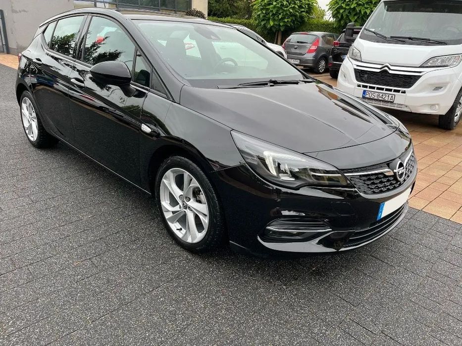 Opel Astra 1.2 benzyna jak nowy GS-line