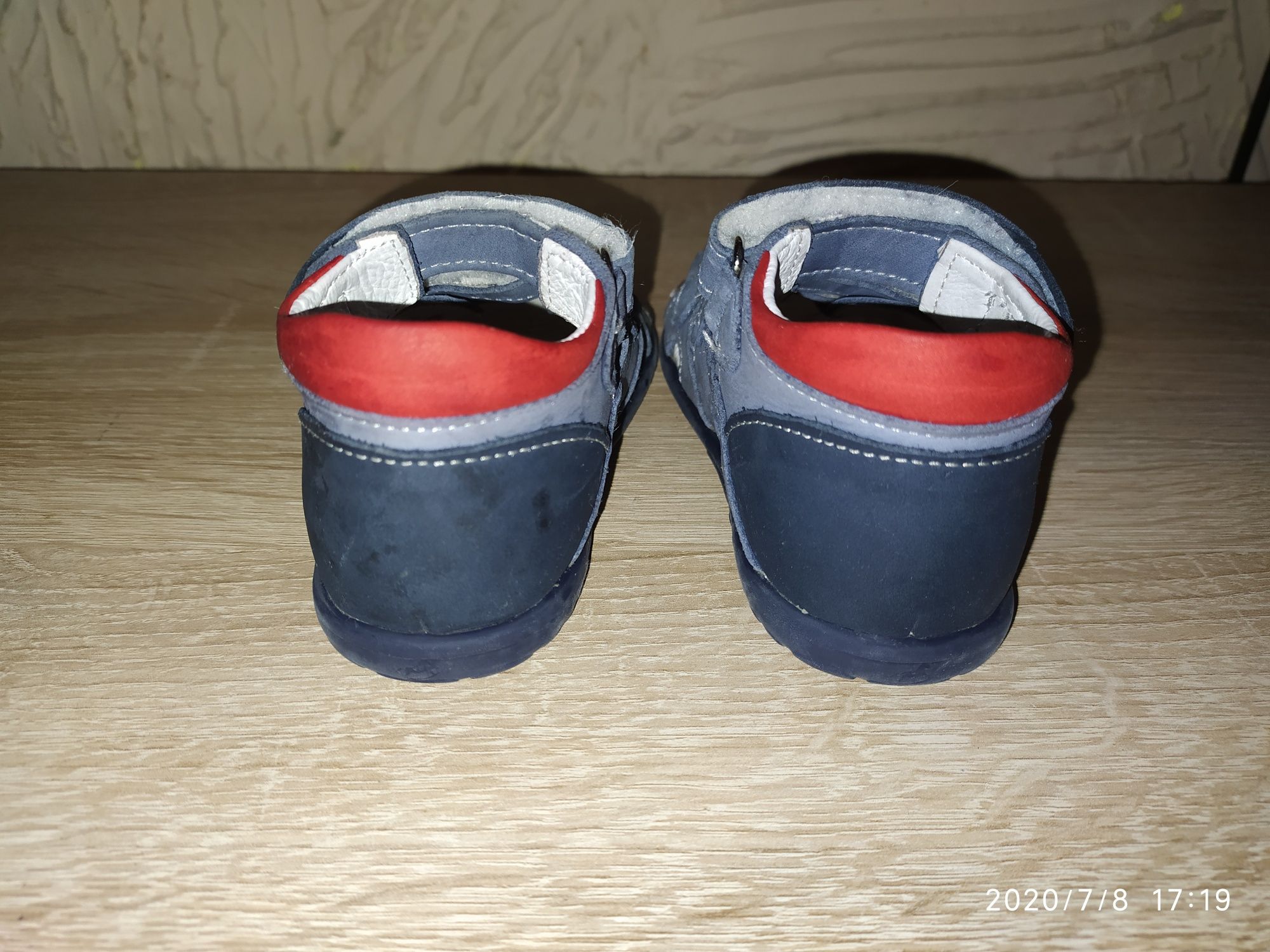 Sandałki Emel rozmiar 22