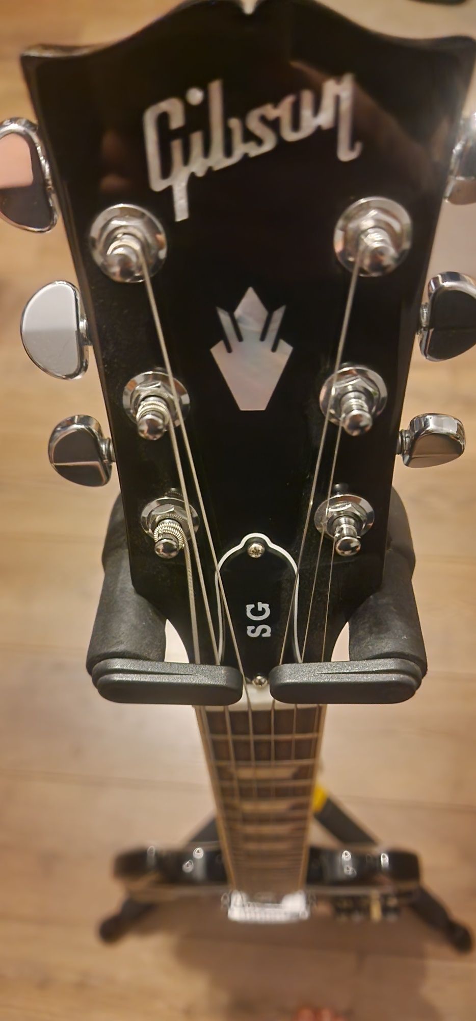Nowa gitara Gibson SG Standard Ebony