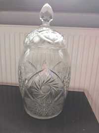 ogromny wazon kryształowy z przykrywką