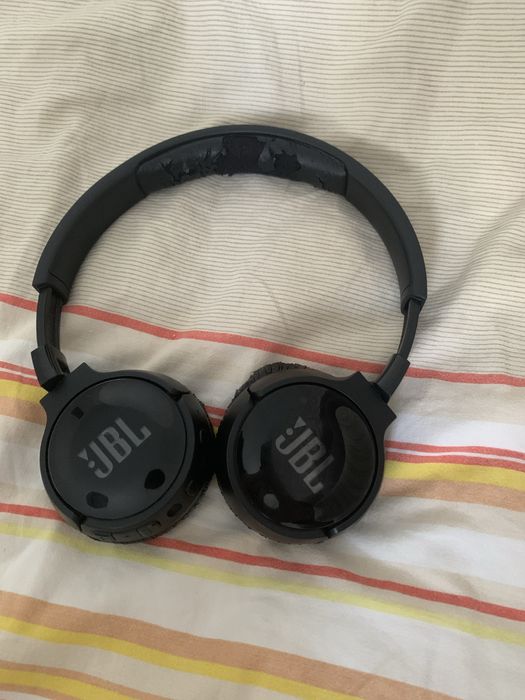 JBL Tune 600BTNC