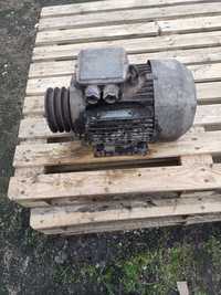 Silnik 4 kw sprzedam