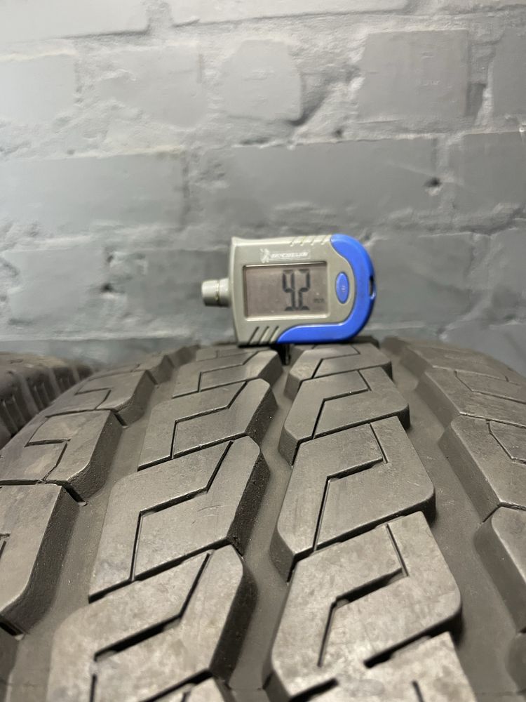 2шт 215/70 R15C Continental VancoCamper